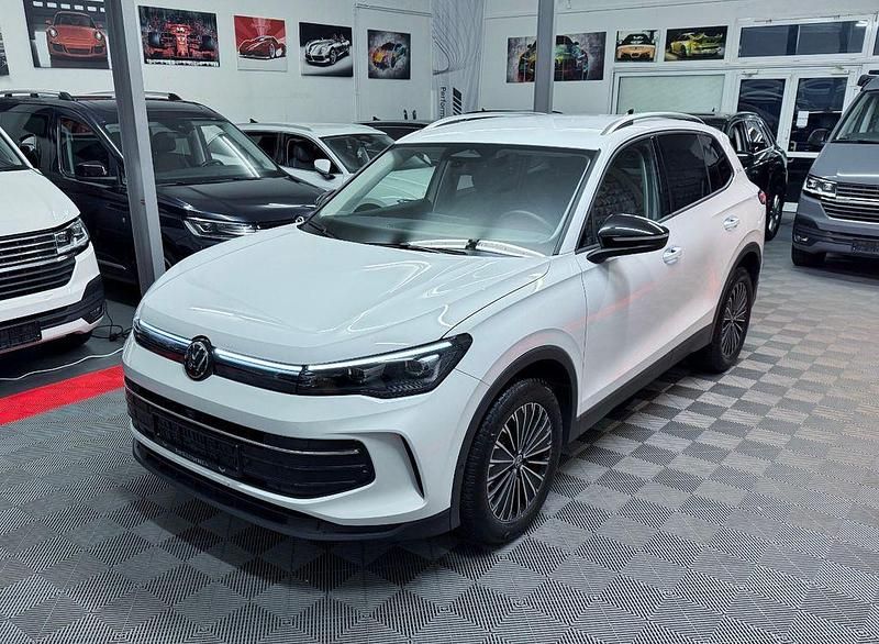Gebraucht VW Tiguan Goal 150 PS (110 kW) 2025 Weiß SUV