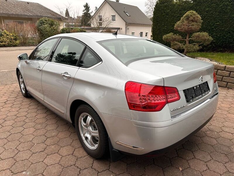 Gebraucht Citroën C5 Exclusive 140 PS (102 kW) 2010 Grau Limousine