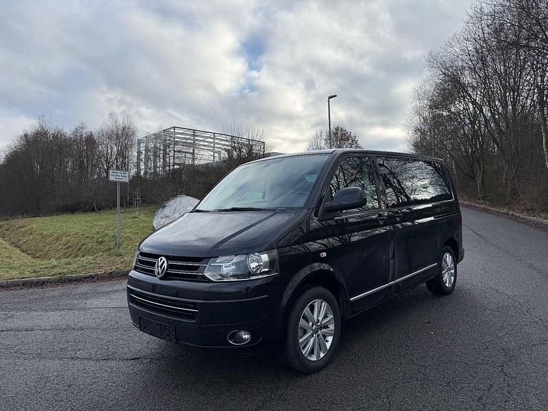 Schwarz Gebraucht 2014 VW Transporter Highline Van | 15.690 € (Etwas zu teuer) - Bild 1/4