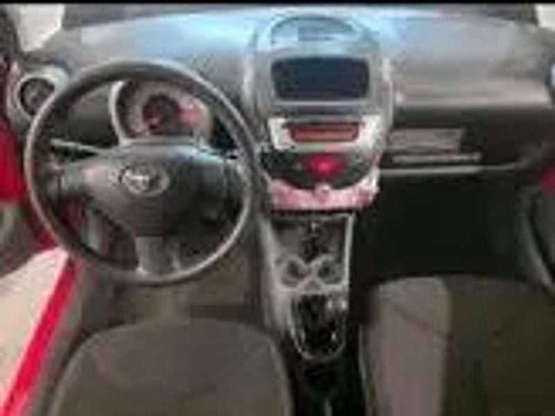 Gebraucht Toyota Aygo 68 PS (50 kW) 2011 Kleinwagen