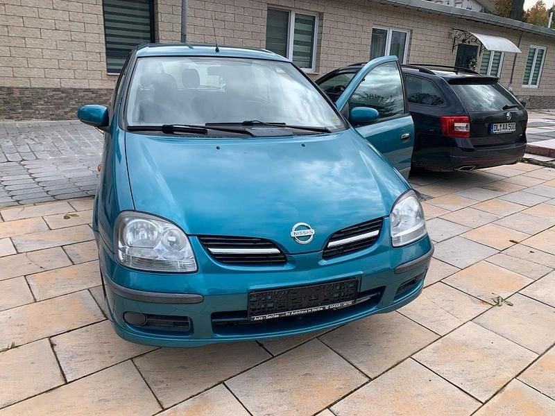 Blau Gebraucht 2003 Nissan Almera Tino Van / Kleinbus | 899 € (Guter Preis) - Bild 1/4