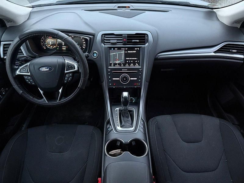 Gebraucht Ford Mondeo Titanium 179 PS (131 kW) 2017 Silber Kombi