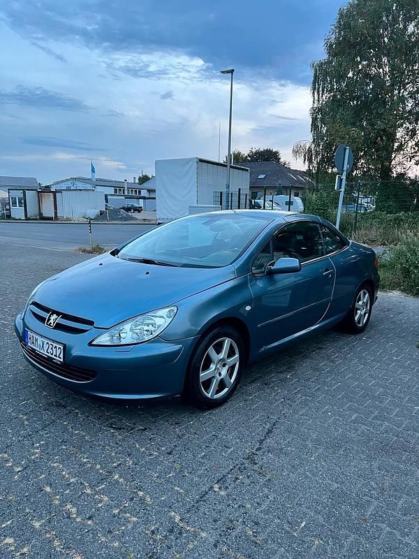 Silber Gebraucht 2004 Peugeot 307 CC Cabrio | 1.750 € (Guter Preis) - Bild 1/4