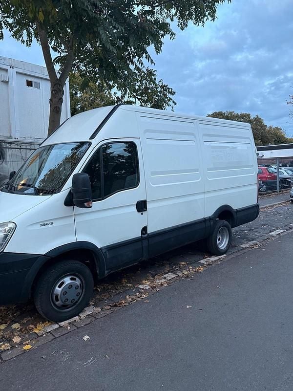 Gebraucht Iveco Daily 2010 Weiß Van