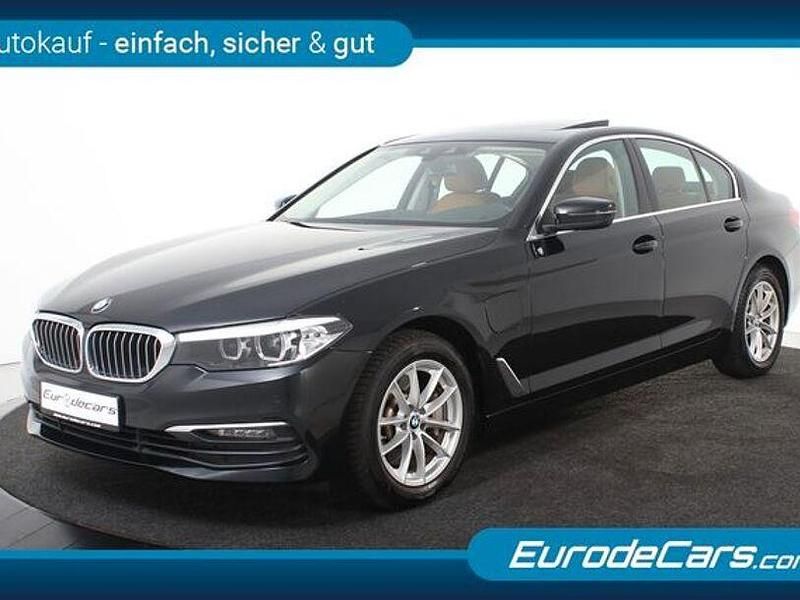 Gebraucht BMW 530e Sport Line 252 PS (185 kW) 2020 Schwarz (metallic) Limousine