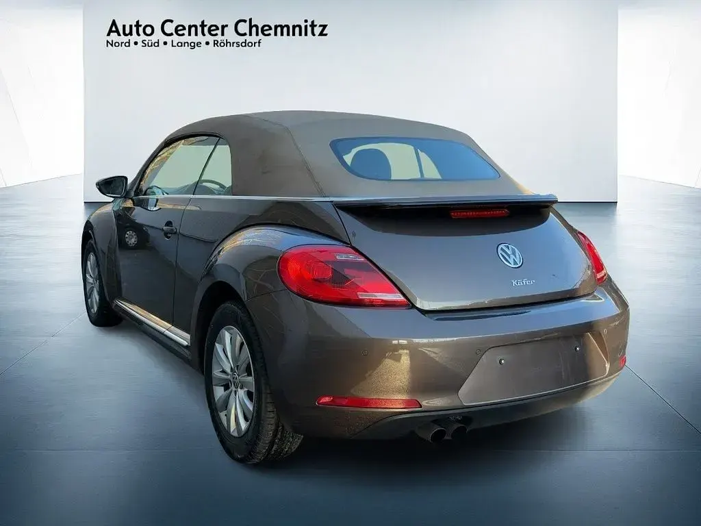 Używany VW Beetle Cabriolet Design 140 KM (102 kW) 2014 Brązowy Kabriolet