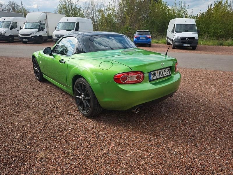 Usata Mazda MX5 160 CV (117 kW) 2012 Verde Cabrio