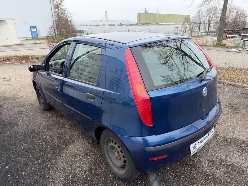 Gebraucht Fiat Punto 60 PS (44 kW) 2004 Blau Kleinwagen