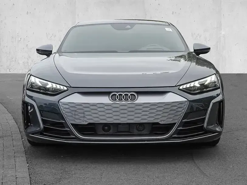 Gebraucht Audi e-tron GT quattro Comfort 350 kW (476 PS) 2022 Daytonagrau perleffekt (metallic) Limousine
