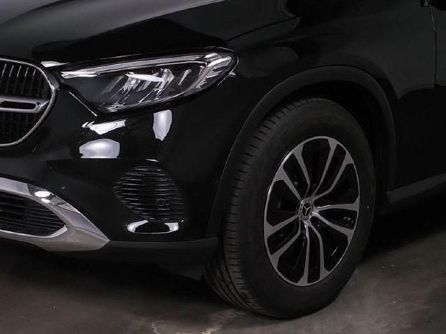 Gebraucht Mercedes GLC200 Avantgarde 204 PS (150 kW) 2024 Schwarz SUV