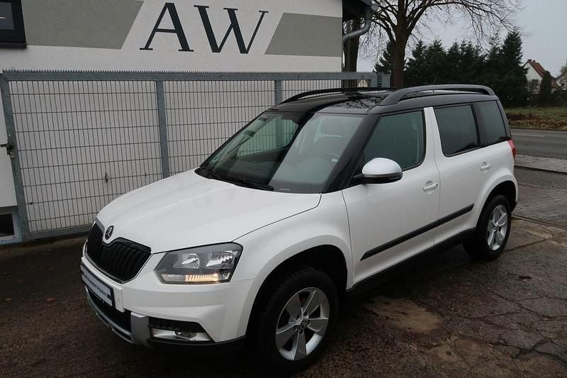 Weiß Gebraucht 2014 Skoda Yeti Ambition SUV | 7.850 € (Guter Preis) - Bild 1/4