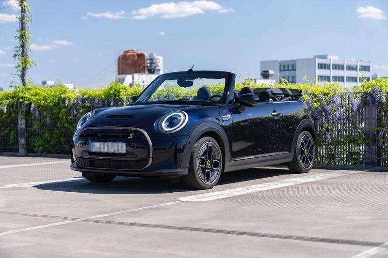 Schwarz Gebraucht 2023 Mini Cooper SE Cabriolet Cabrio | 42.999 € - Bild 1/4