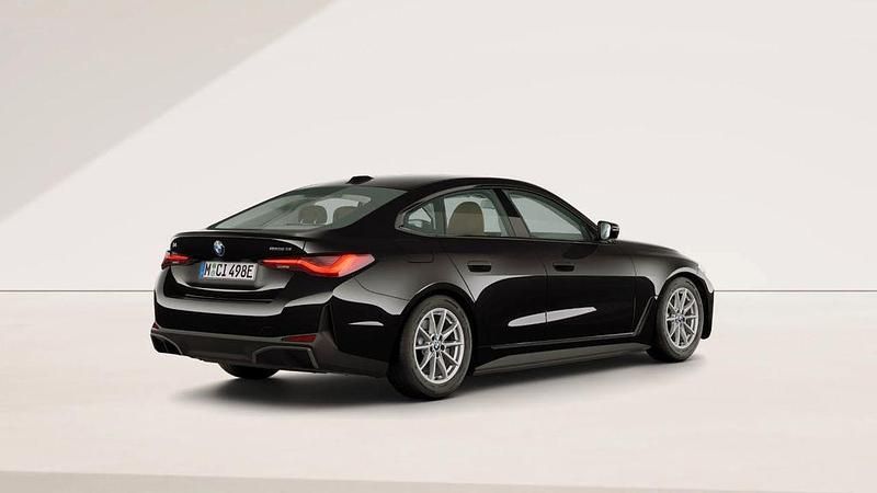 Neu BMW i4 Sport Line 210 kW (286 PS) 2026 Schwarz Limousine