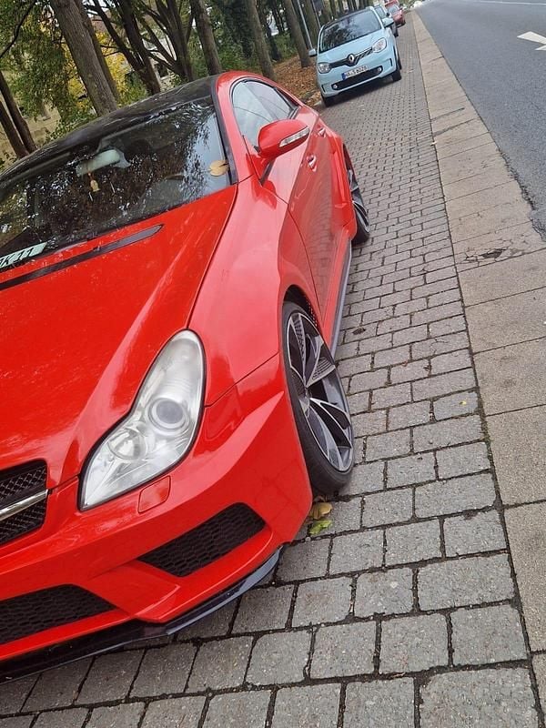 Rot Gebraucht 2005 Mercedes CLS350 Limousine | 7.800 € (Teuer) - Bild 1/4