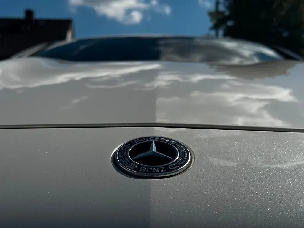 Gebraucht Mercedes CLS220 AMG 194 PS (142 kW) 2023 Weiß Limousine