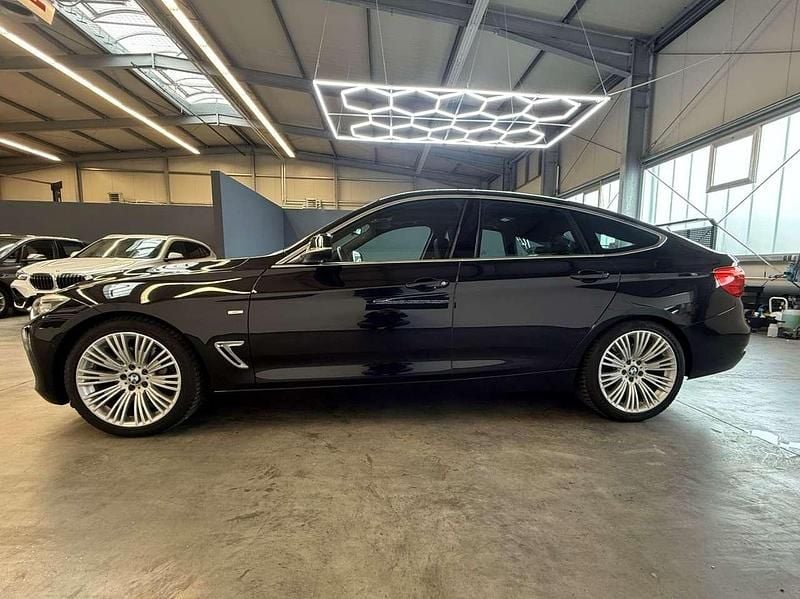 Gebraucht BMW 335 Luxury Line 306 PS (225 kW) 2013 Saphirschwarz Limousine