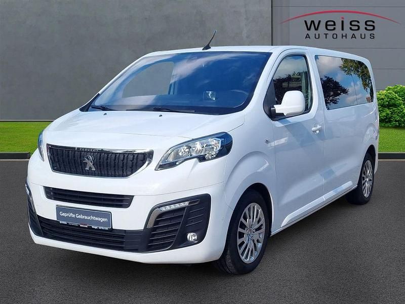Weiss Gebraucht 2017 Peugeot Traveller Business-Line Van / Kleinbus | 19.490 € (Fairer Preis) - Bild 1/4