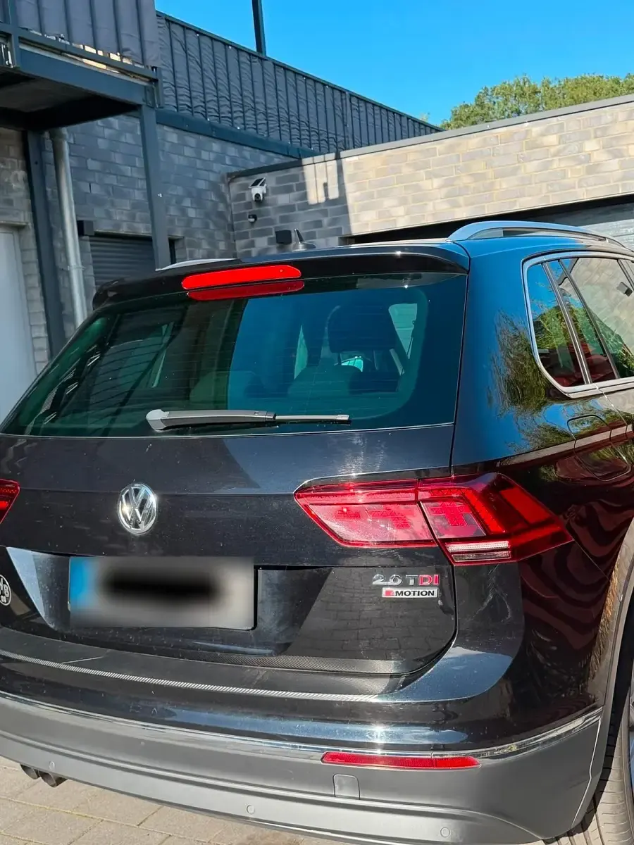 Gebraucht VW Tiguan 190 PS (139 kW) 2016 Schwarz SUV