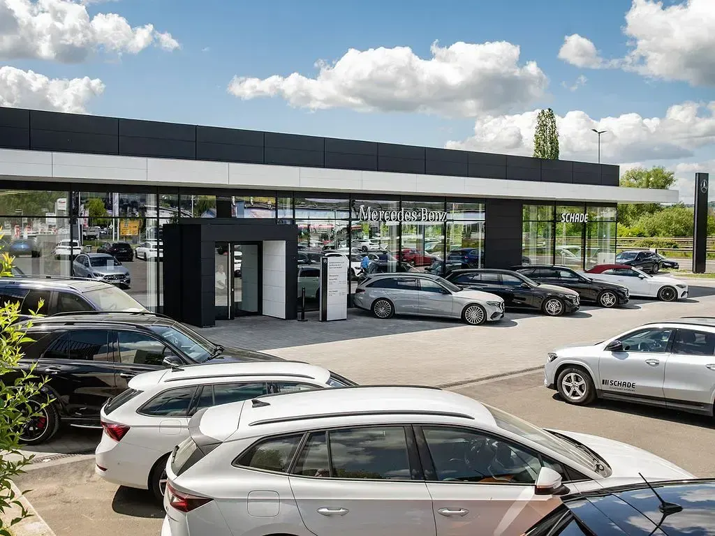 Gebraucht Mercedes C180 AMG line 156 PS (114 kW) 2021 Iridiumsilber metallic Kombi