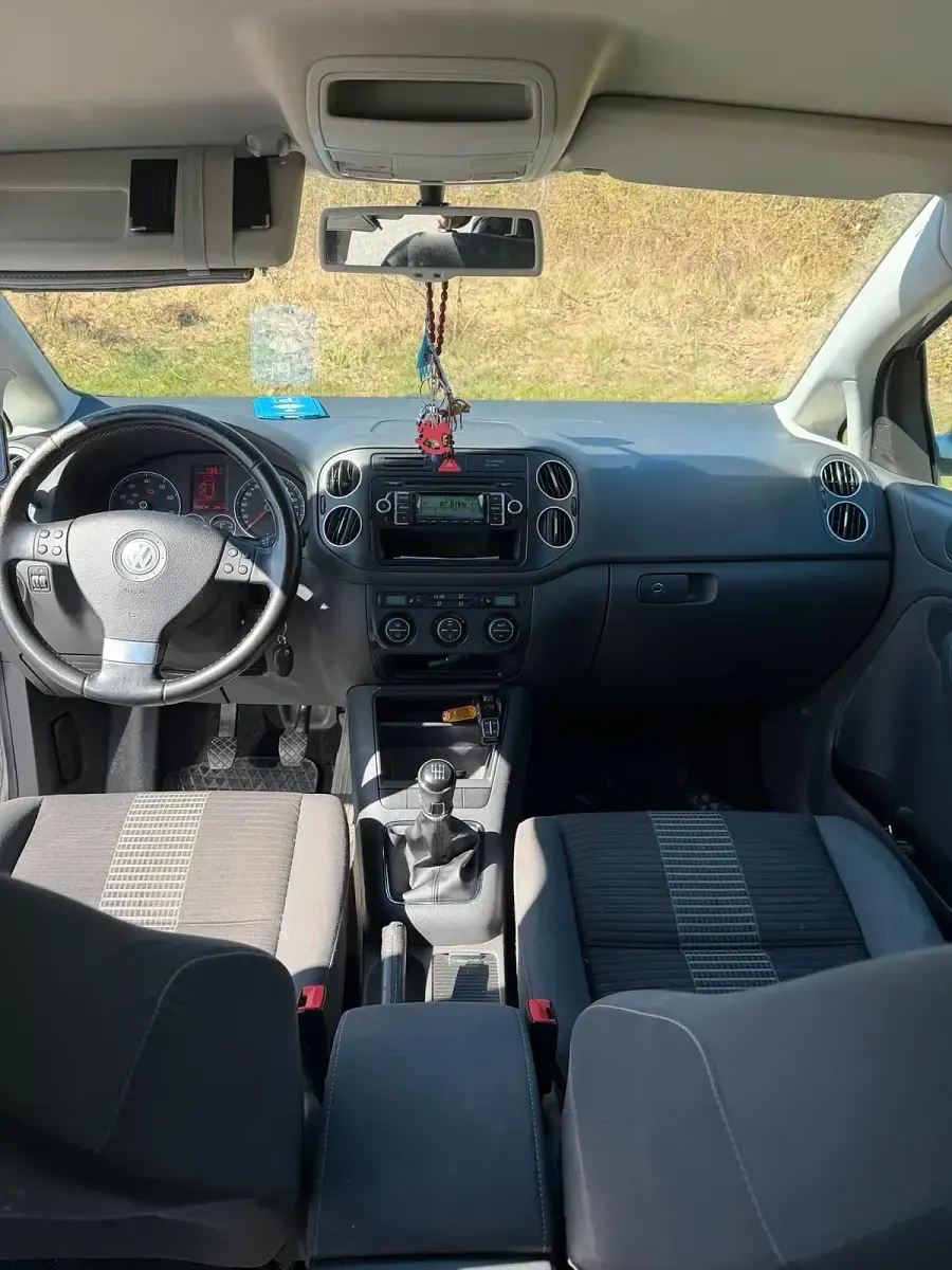 Gebraucht VW Golf Plus Cross 122 PS (89 kW) 2008 Silber Kleinwagen