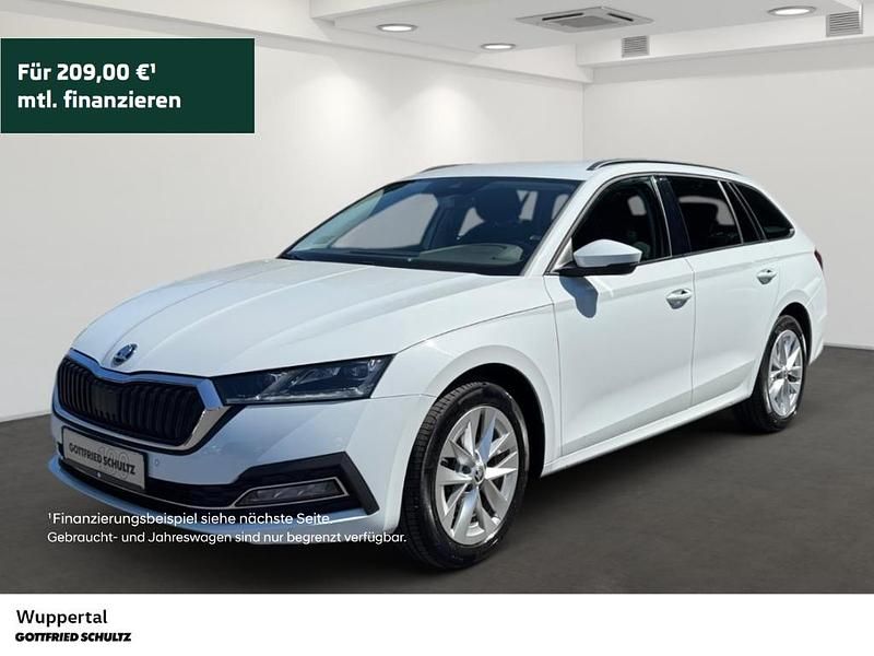 Moonweiß perleffekt Gebraucht 2021 Skoda Octavia Style Kombi | 20.390 € - Bild 1/4