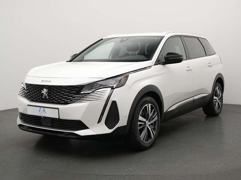 Weiß Gebraucht 2023 Peugeot 5008 Allure Van / Kleinbus | 22.490 € (Guter Preis) - Bild 1/3