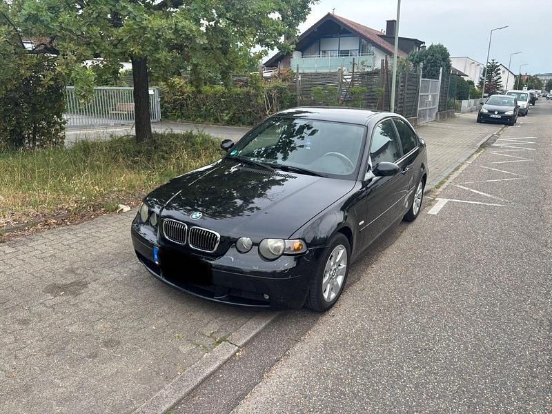 Schwarz Gebraucht 2004 BMW 316 Lifestyle Coupé | 1.500 € (Fairer Preis) - Bild 1/4