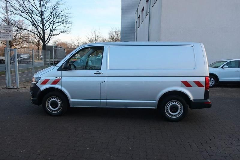 Gebraucht VW T6 140 PS (102 kW) 2015 Silber Van