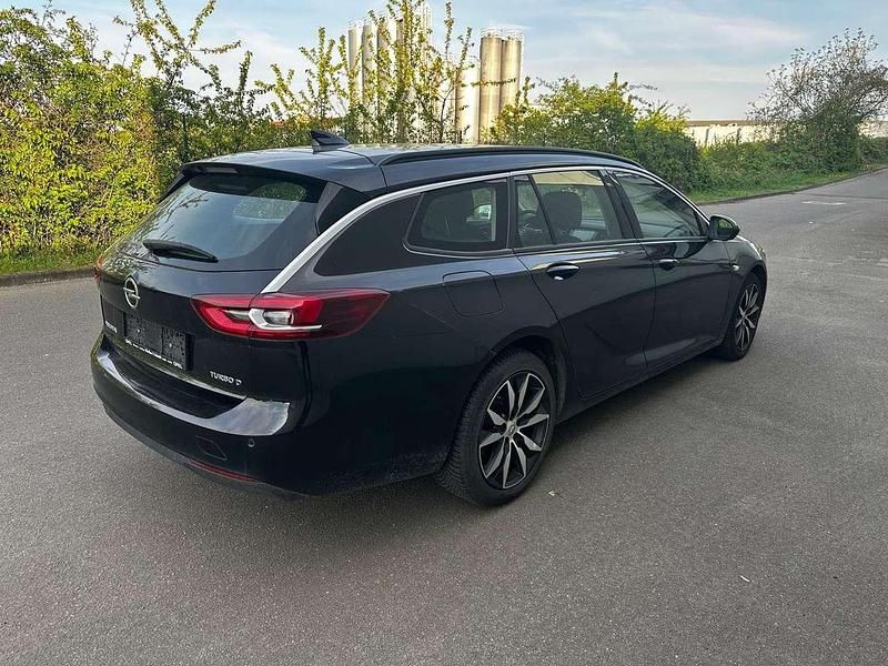 Gebraucht Opel Insignia Selection 170 PS (125 kW) 2018 Schwarz Kombi