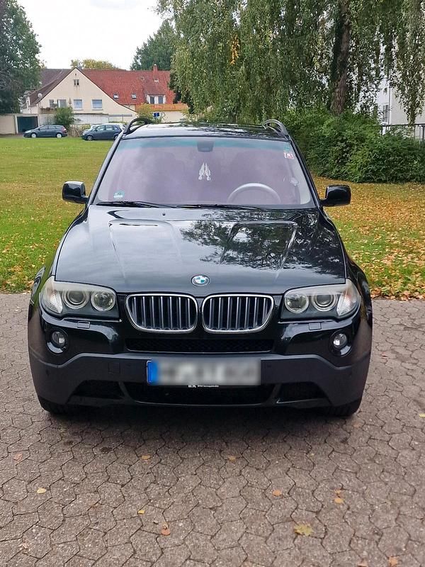 Schwarz Gebraucht 2009 BMW X3 SUV | 6.350 € (Superpreis) - Bild 1/4
