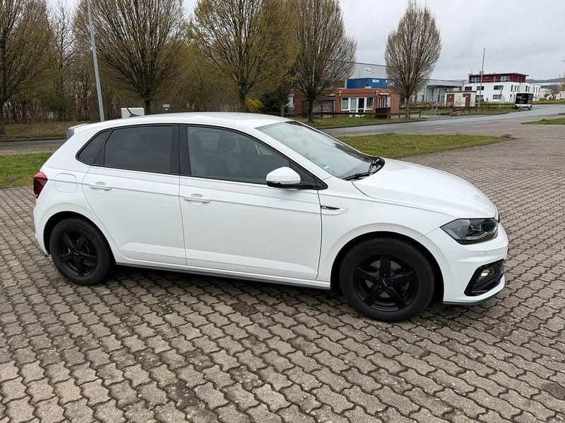 Gebraucht VW Polo Highline 116 PS (85 kW) 2019 Weiß Kleinwagen