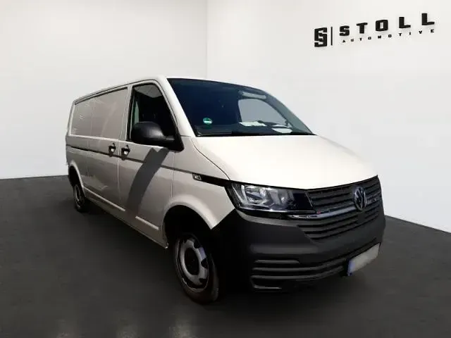 Gebraucht VW Transporter R 150 PS (110 kW) 2024 Candyweiß Van