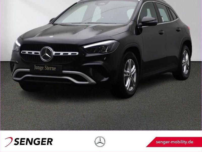 Schwarz Gebraucht 2024 Mercedes GLA200 SUV | 34.980 € (Superpreis) - Bild 1/3