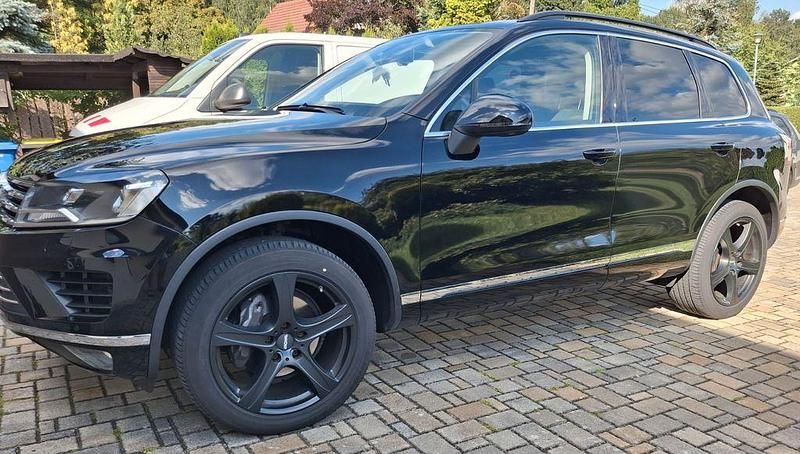 Gebraucht VW Touareg 204 PS (150 kW) 2016 Schwarz SUV