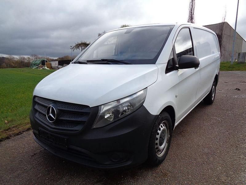 Gebraucht Mercedes Vito 88 PS (64 kW) 2015 Weiß Van