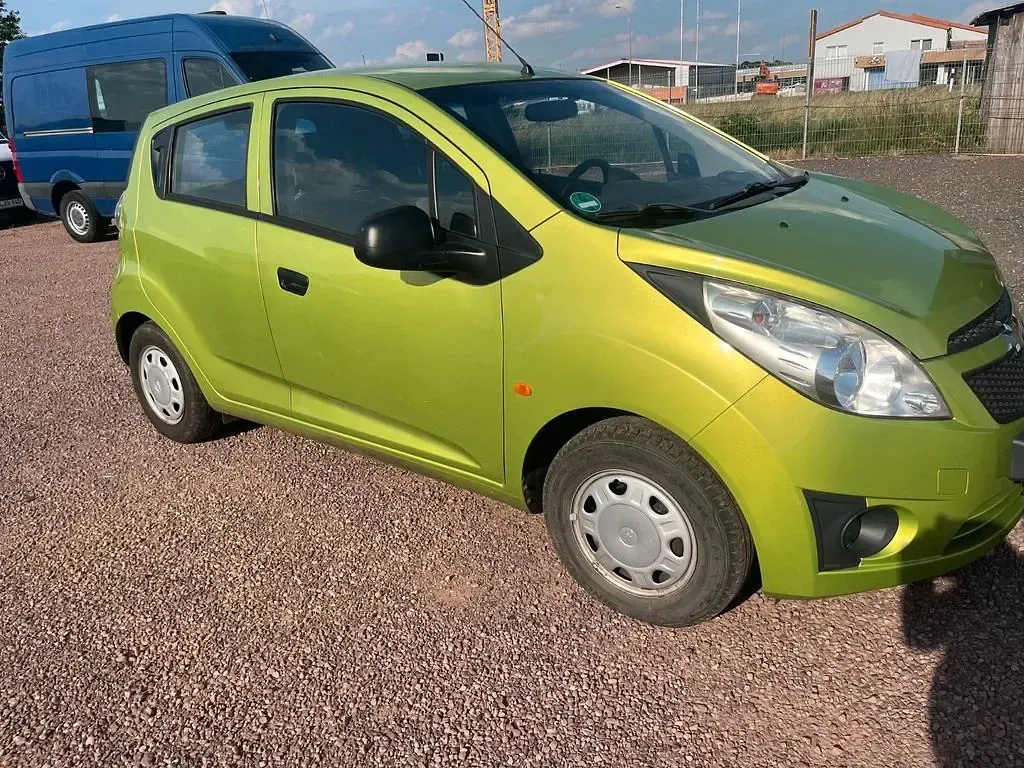 Gebraucht Chevrolet Spark LS 82 PS (60 kW) 2011 Grün Kleinwagen