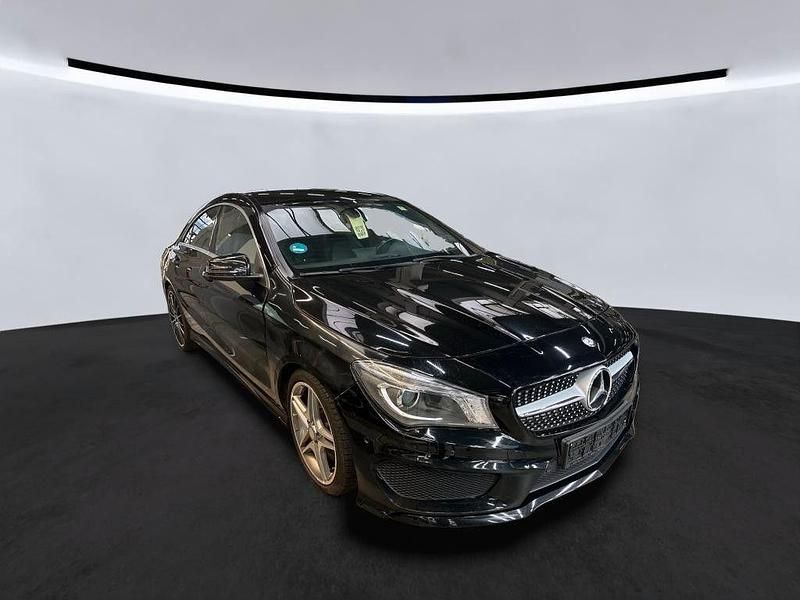 Gebraucht Mercedes CLA220 AMG line 170 PS (125 kW) 2013 Schwarz Limousine
