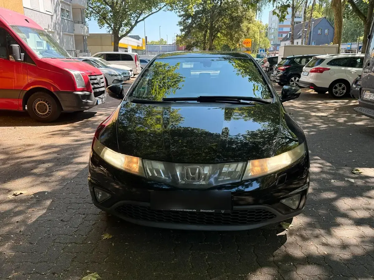 Gebraucht Honda Civic 140 PS (102 kW) 2006 Schwarz Limousine