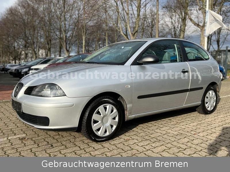 Gebraucht Seat Ibiza Fresh 75 PS (55 kW) 2004 Silber Limousine