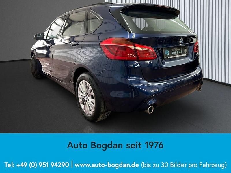 Gebraucht BMW 218 Active Tourer Advantage 150 PS (110 kW) 2020 Blau Van / Kleinbus