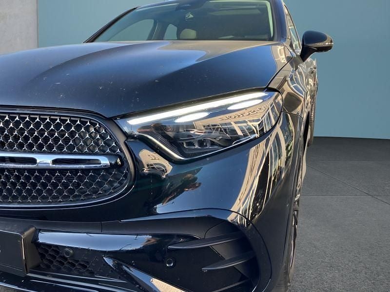 Gebraucht Mercedes GLC450 367 PS (269 kW) 2025 Schwarz SUV