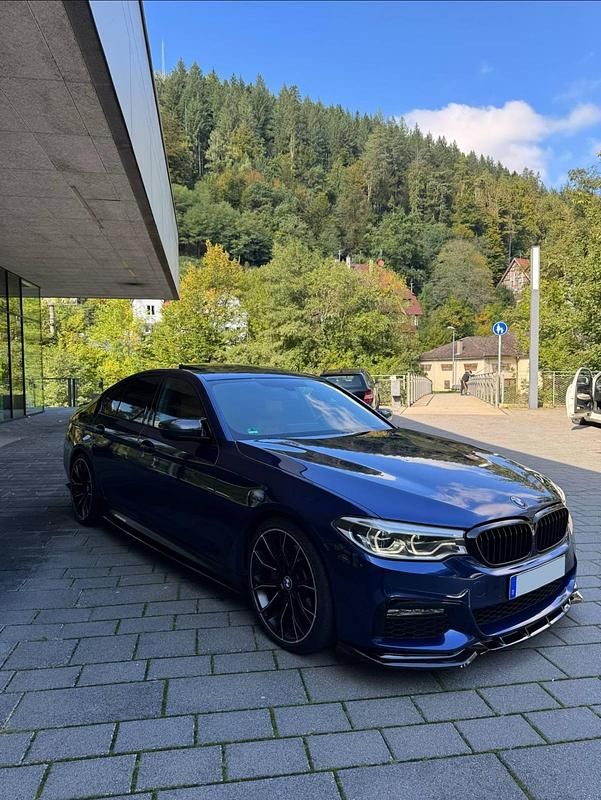 Blau Gebraucht 2017 BMW 540 Sport Line Limousine | 33.000 € (Teuer) - Bild 1/4