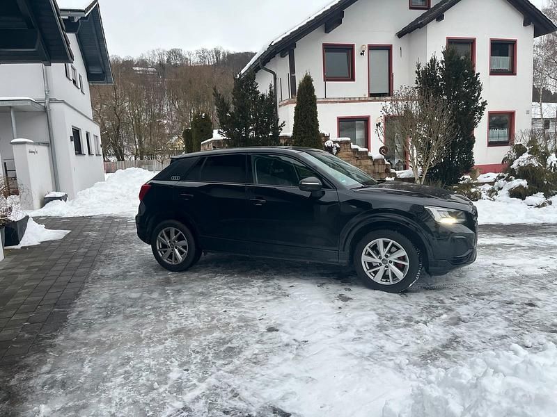 Gebraucht Audi Q2 150 PS (110 kW) 2022 Schwarz SUV