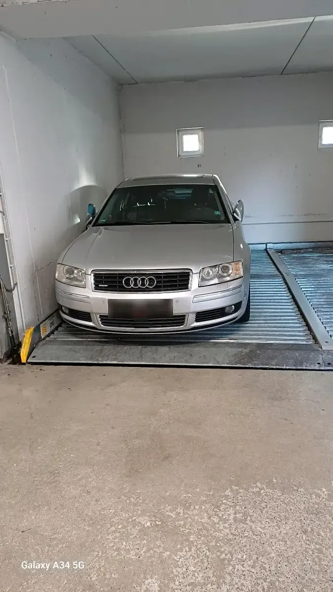 Gebraucht Audi A8 334 PS (245 kW) 2003 Silber Limousine