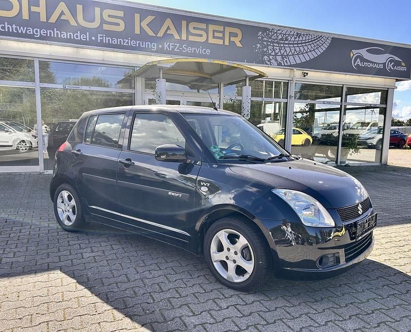 Schwarz Gebraucht 2006 Suzuki Swift Comfort Kleinwagen | 4.990 € (Fairer Preis) - Bild 1/4
