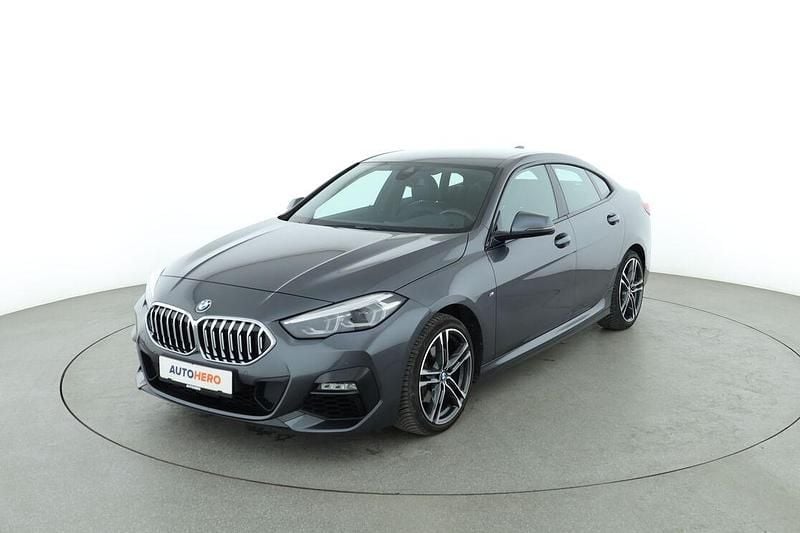 Grau Gebraucht 2020 BMW 218 M Sport Coupé | 22.790 € - Bild 1/3
