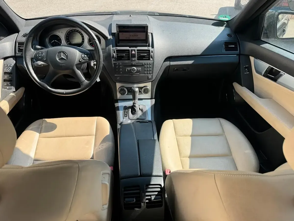 Gebraucht Mercedes C320 Avantgarde 224 PS (164 kW) 2008 Schwarz Limousine