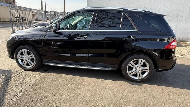 Gebraucht Mercedes ML500 AMG line 408 PS (300 kW) 2013 Schwarz SUV