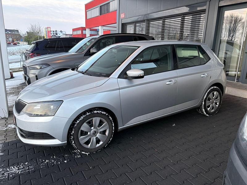 Gebraucht Skoda Fabia 90 PS (66 kW) 2018 Silber Kleinwagen