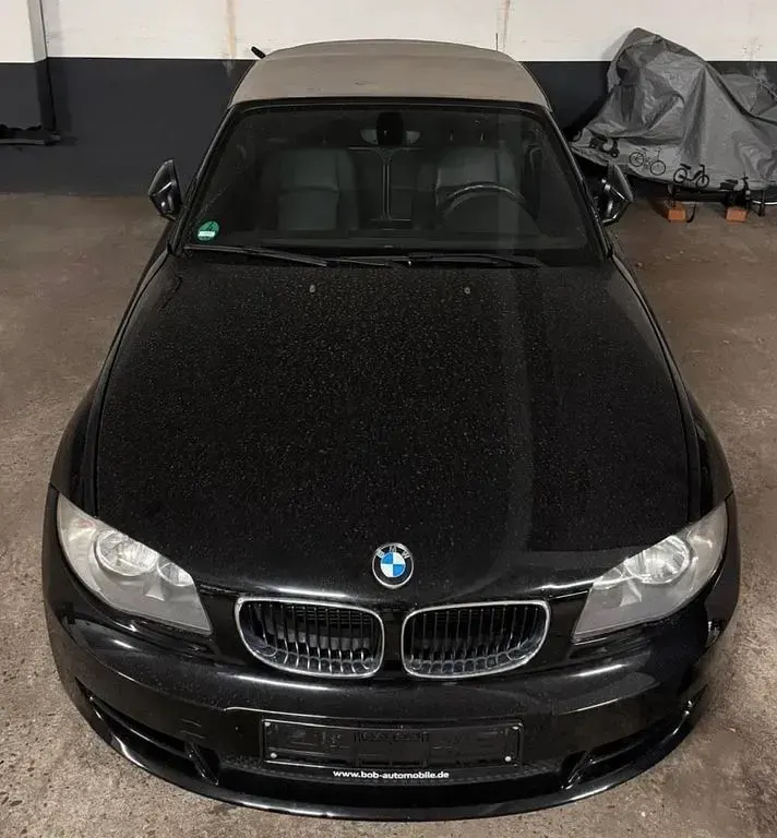 Gebraucht BMW 118 Cabriolet 143 PS (105 kW) 2010 Schwarz Cabrio